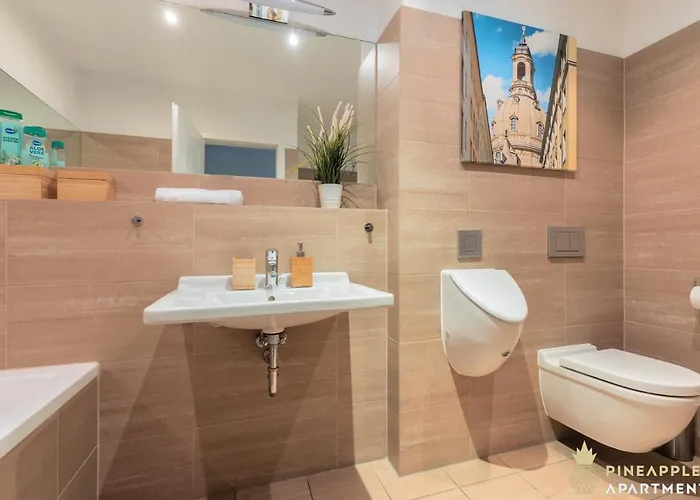 Pineapple - Palais Am Neumarkt *